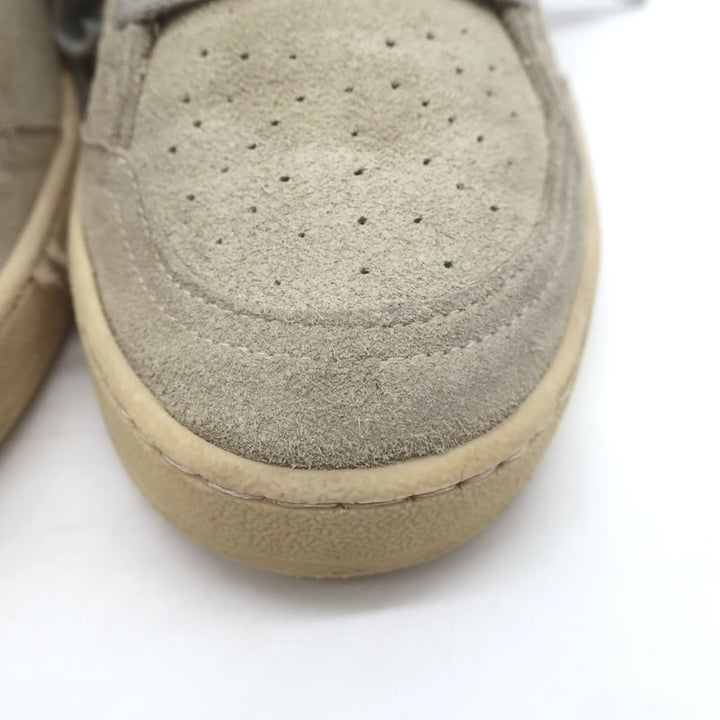 Golden Goose Ballstar toe stitching, top-down close-up