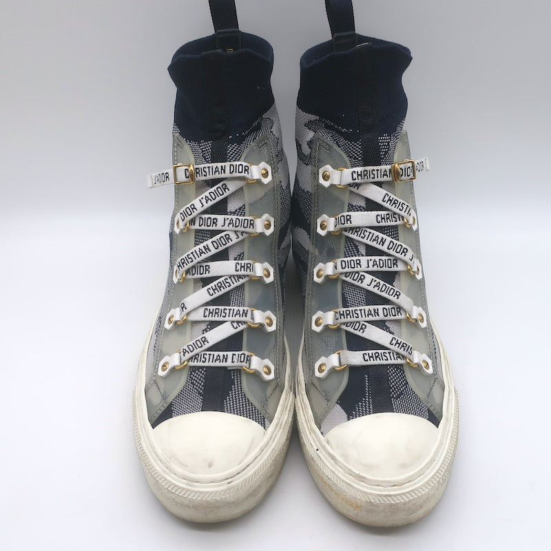 Christian Dior Walk&