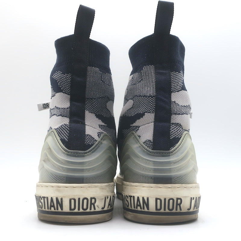 Christian Dior Walk&