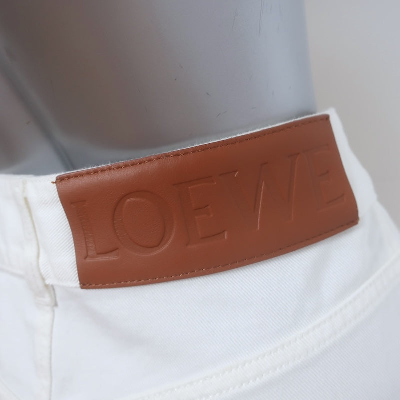Loewe tan leather waistband patch on white jeans Sz 34