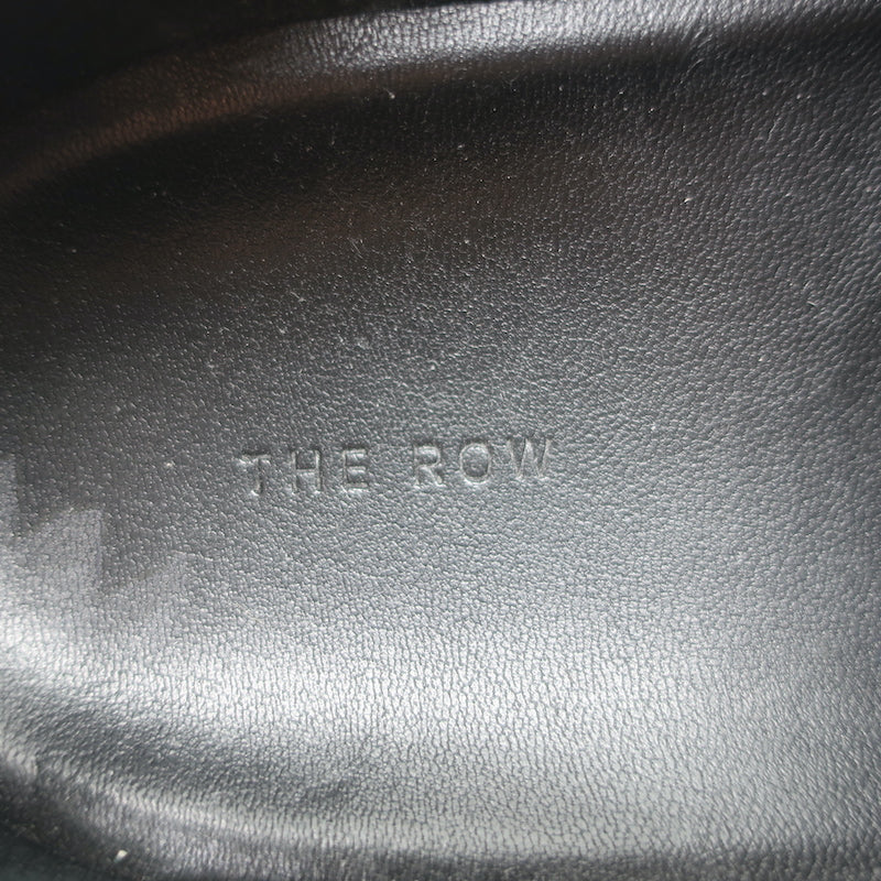 The Row Men&