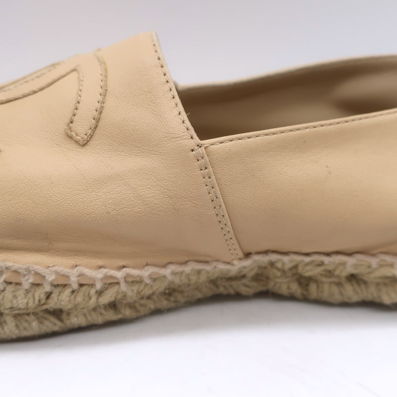 Chanel CC Cap Toe Espadrilles Beige &amp; Black Lambskin Leather Size 37
