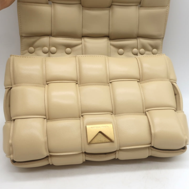 Bottega Veneta Maxi Padded Chain Cassette Bag Beige Intrecciato Leather NEW