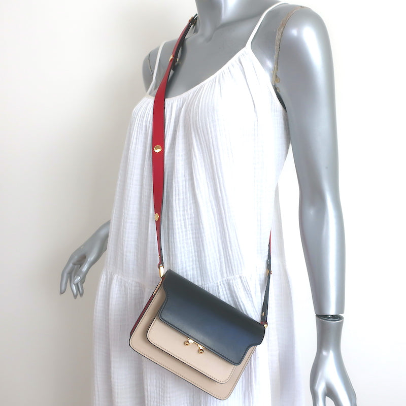 Pre-loved/Used Marni Handbags: $895