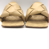 Bottega Veneta Lido Mule Sandals Beige Intrecciato Leather Size 37.5 NEW