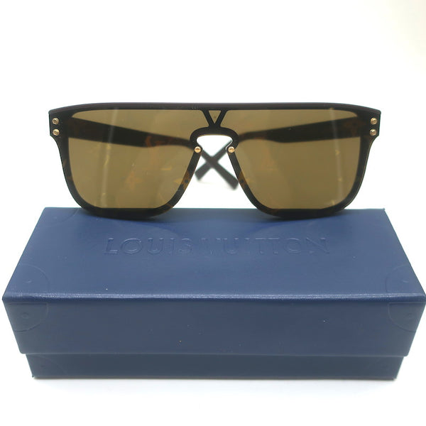 Louis Vuitton LV Waimea Monogram Sunglasses Brown Z1485W 8UI