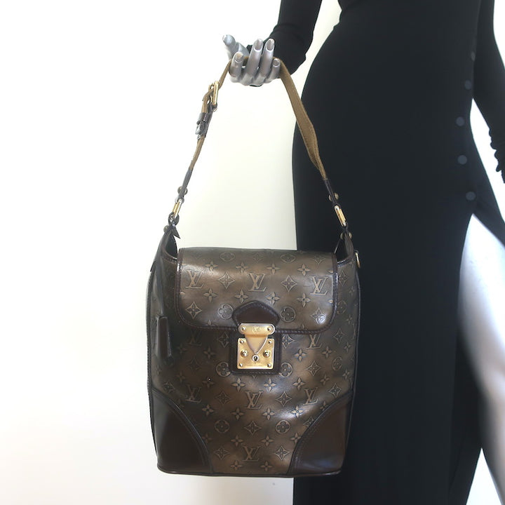 Louis Vuitton Sergeant GM Hobo Bag