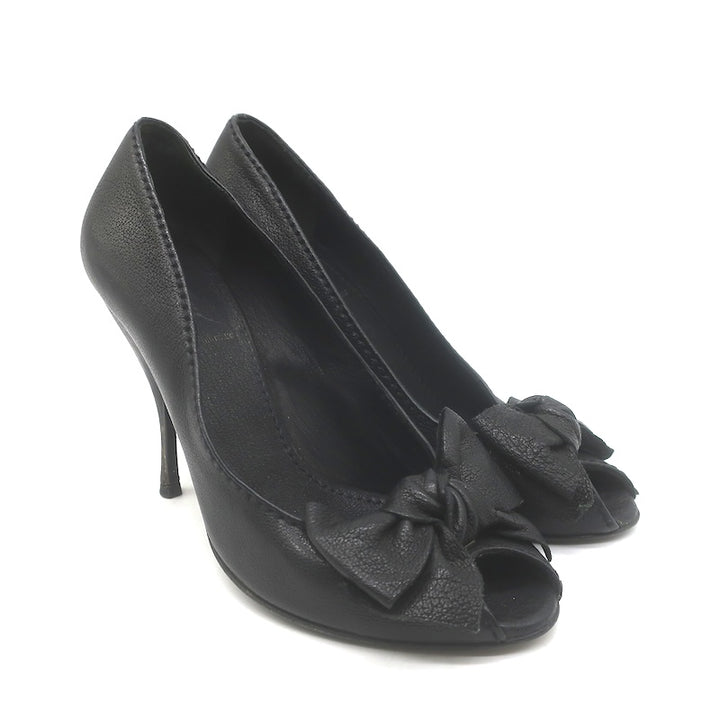 Miu Miu Peep Toe Bow Pumps Black Pebbled Leather Size 38