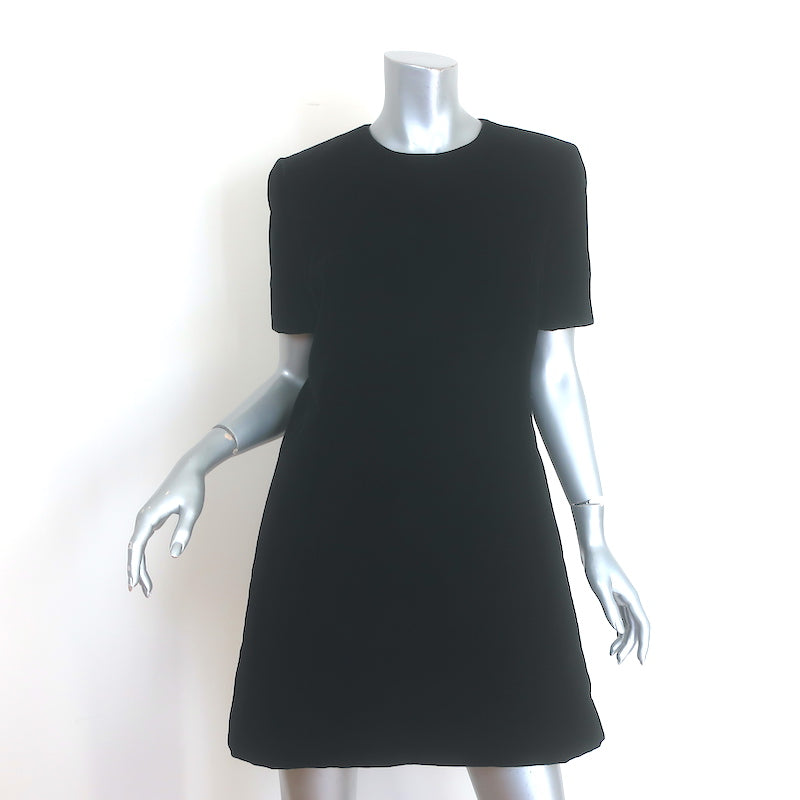 Saint Laurent Velvet Short Sleeve A-Line Mini Dress Black Size 42 Celebrity Owned Saint Laurent Velvet Short Sleeve A-Line Mini Dress Black Size 42 Celebrity Owned
