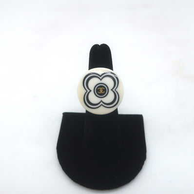 Vintage Chanel 02P CC Camellia Ring Cream & Black Resin