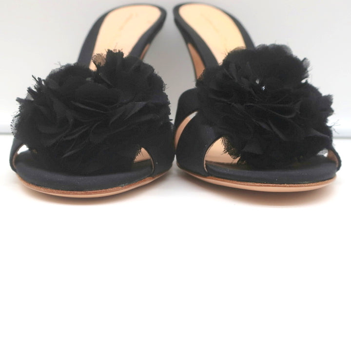 Gianvito Rossi Beaded Flower Mules Black Satin Size 39 Open Toe Heels NEW