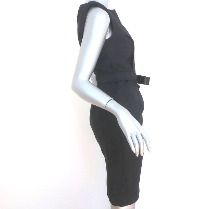 Hanii Y Belted Sheath Dress Black Wool Size 40 Sleeveless Boatneck