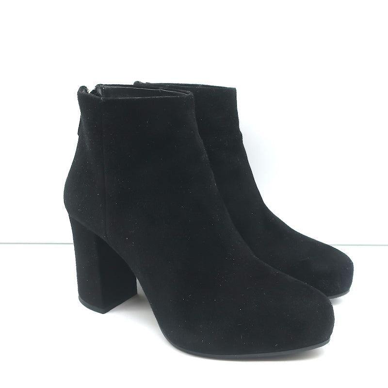 Pre-loved/Used Prada Women&