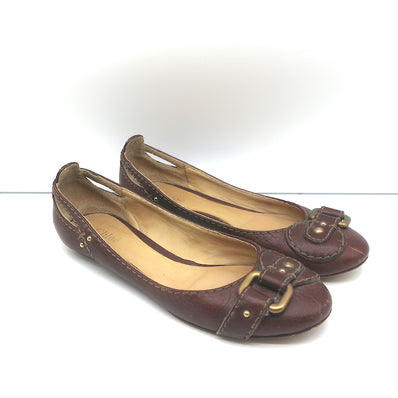 Pre-loved/Used Chloe Women's Flats: $79