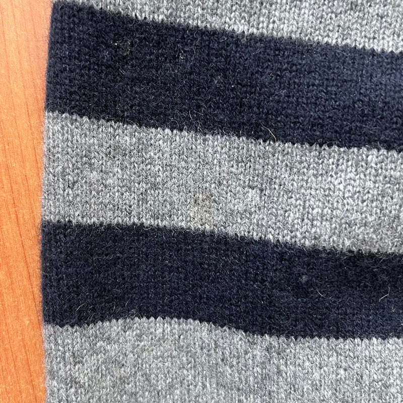 Vince Shoulder-Button Cashmere Sweater Gray/Navy Stripe Size Extra Small