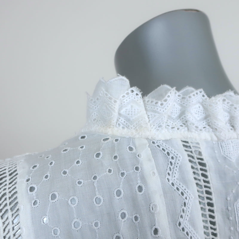 FRAME Top Lauren White Broderie Anglaise Ramie Size Small Sleeveless Blouse