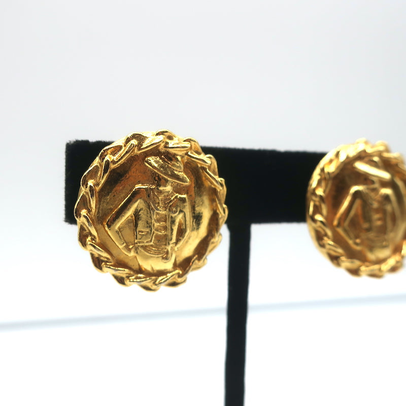Vintage Chanel 1970s Madame Coco Chain Round Clip-On Earrings Gold