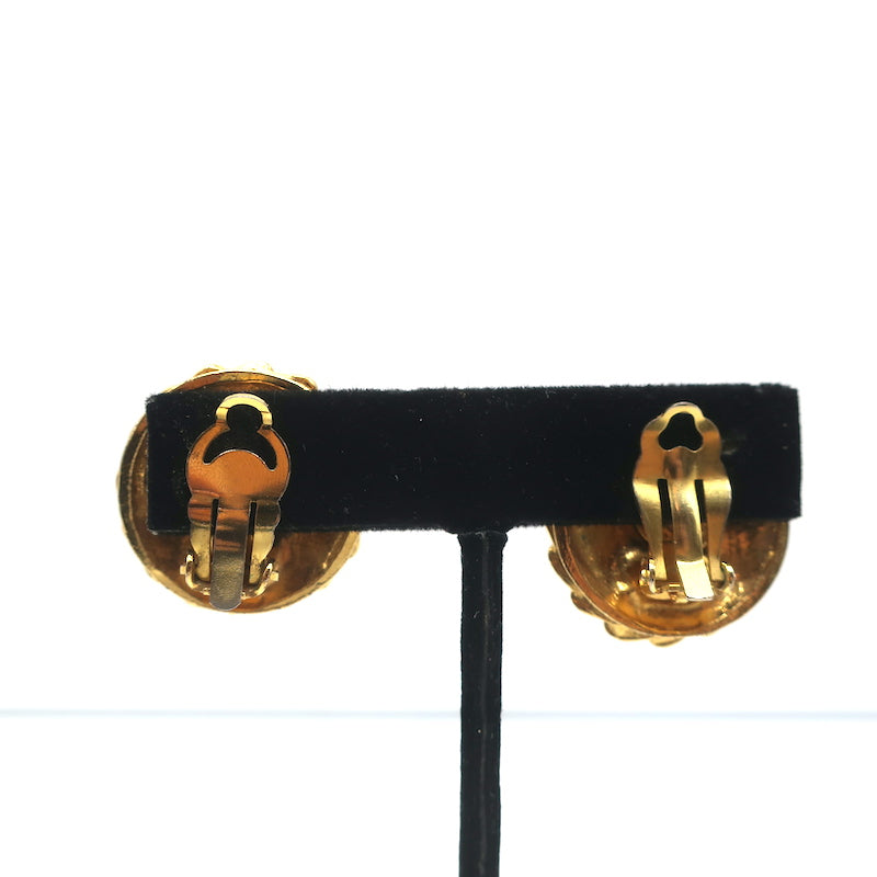 Vintage Chanel 1970s Madame Coco Chain Round Clip-On Earrings Gold