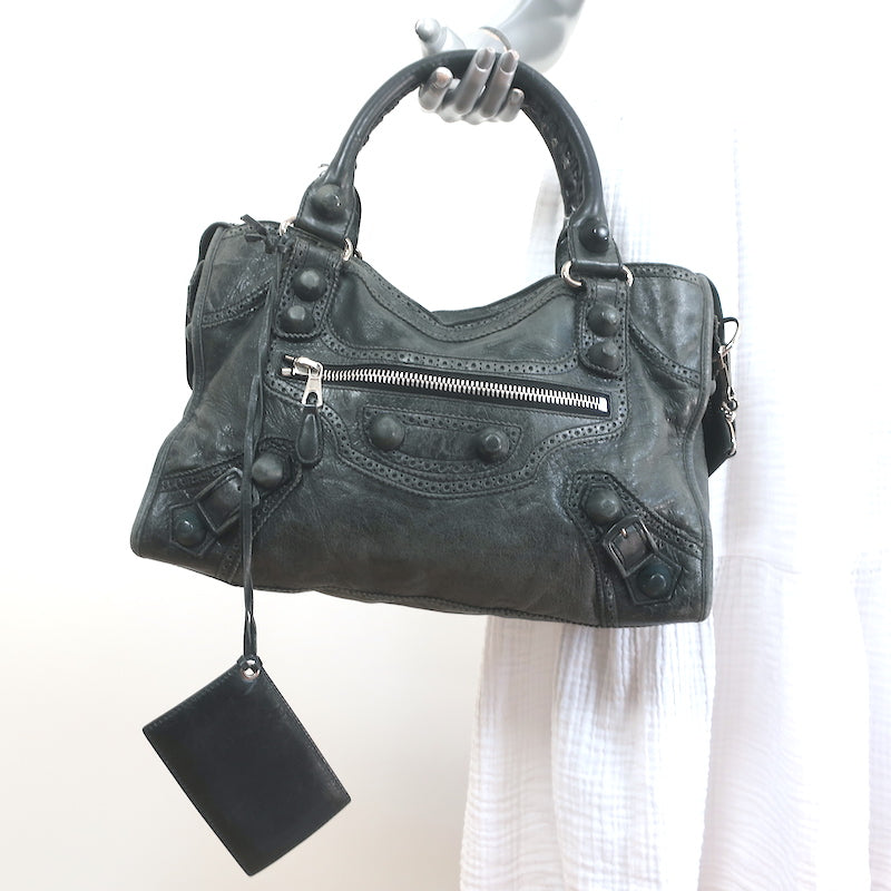 Pre-loved/Used Balenciaga Handbags: $350