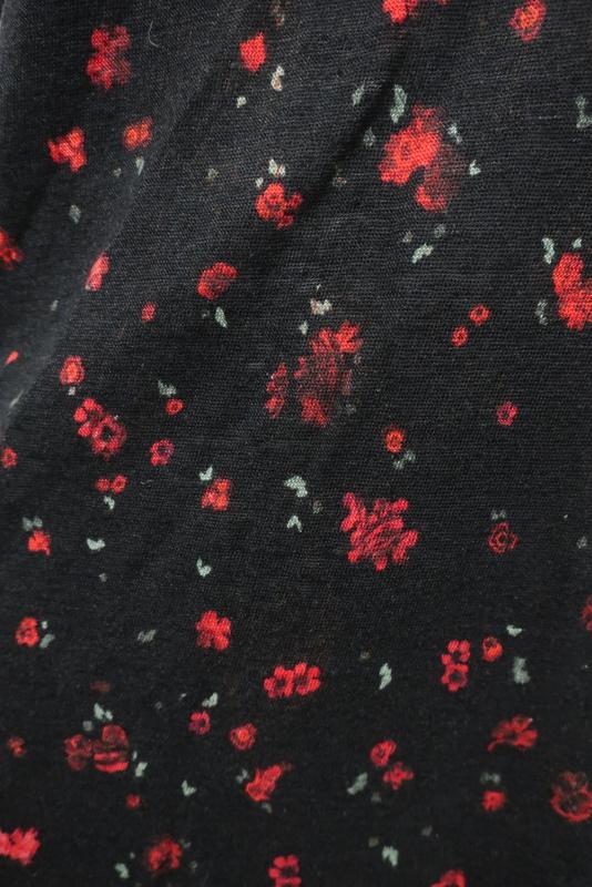 IRO Tee Fusia Black/Red Floral Print Linen Size Medium Cap Sleeve Top available at CelebrityOwned.com img_3
