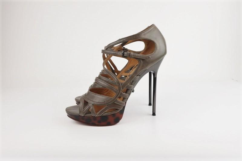 Lanvin Tortoiseshell Platform Sandal Taupe Gray Leather Size 39 Open Toe Heel available at CelebrityOwned.com img_6