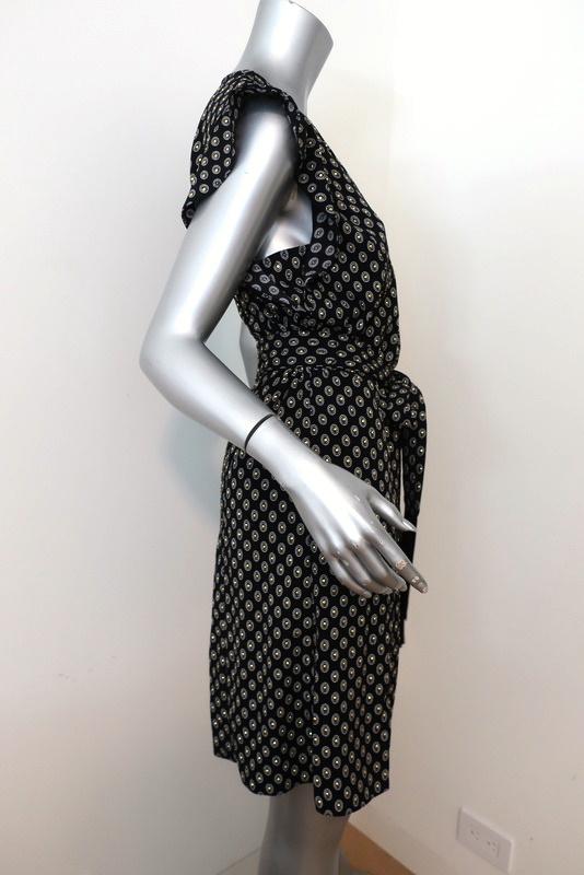 MICHAEL Michael Kors Dress Black/Gold Studded Medallion Crepe Size Sma Celebrity Owned MICHAEL Michael Kors Dress Black/Gold Studded Medallion Crepe Size Sma Celebrity Owned