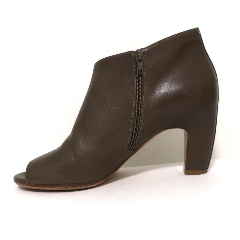 Maison Margiela Peep Toe Ankle Boots Brown Leather Size 39 Curved Heel Booties available at CelebrityOwned.com img_7