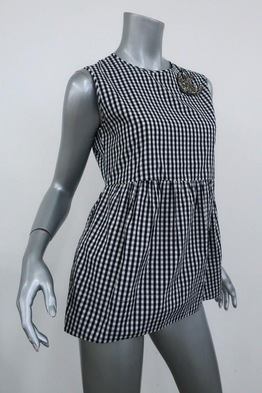 No. 21 Crystal Bird Peplum Top Black &amp; White Gingham Size 40 Sleeveless Blouse available at CelebrityOwned.com img_5