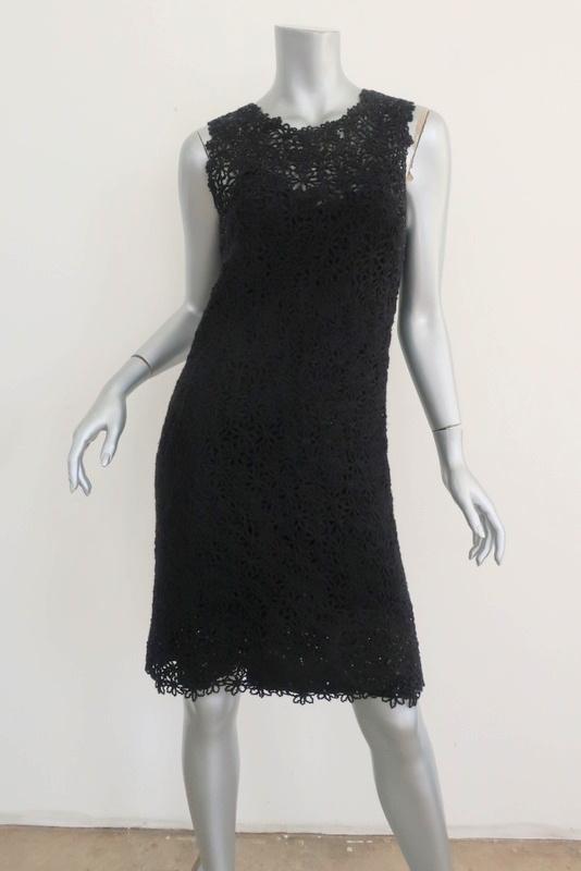 Oscar de la Renta Dress Black Sequined Crochet Lace Size Small Sleeveless LBD available at CelebrityOwned.com img_2