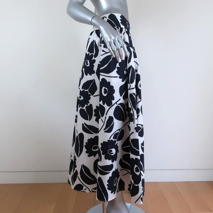 Piazza Sempione A-Line Midi Skirt Black/White Floral Print Cotton Size 42 available at CelebrityOwned.com img_4