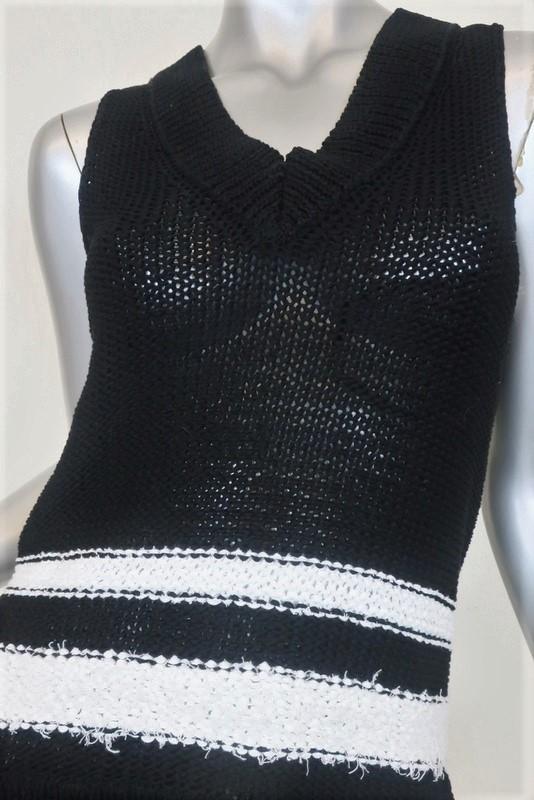 Rag &amp; Bone Top Dina Black/White Striped Cotton-Blend Size Small Sweater Vest available at CelebrityOwned.com img_2