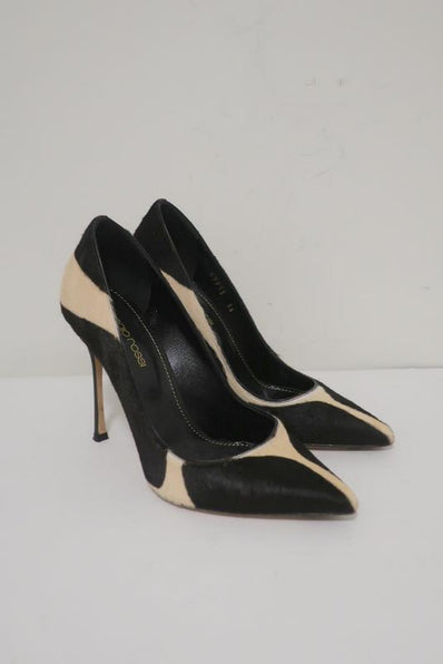 Sergio Rossi Pumps Black/Cream Giraffe Print Pony Hair Size 36 Pointed Toe Heel available at CelebrityOwned.com img_1