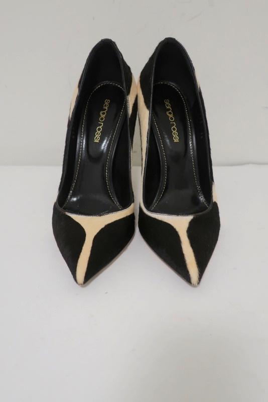 Sergio Rossi Pumps Black/Cream Giraffe Print Pony Hair Size 36 Pointed Toe Heel available at CelebrityOwned.com img_3