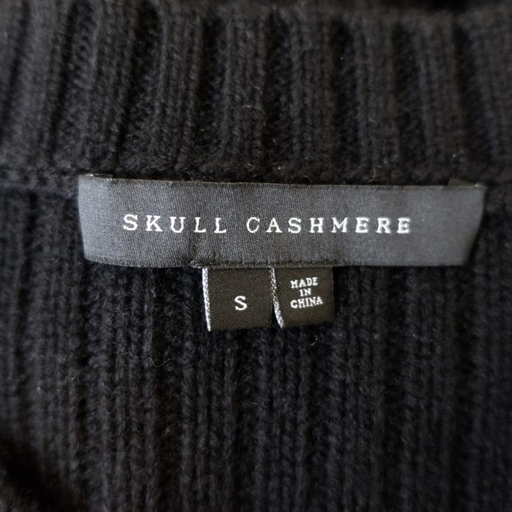 Skull Cashmere Sweater Black Ribbed &amp; Cable Knit Wool-Cashmere Size Small available at CelebrityOwned.com img_5
