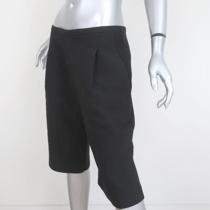 Toteme Bermuda Shorts Lluc Black Pleated Twill Size Medium NEW available at CelebrityOwned.com img_2