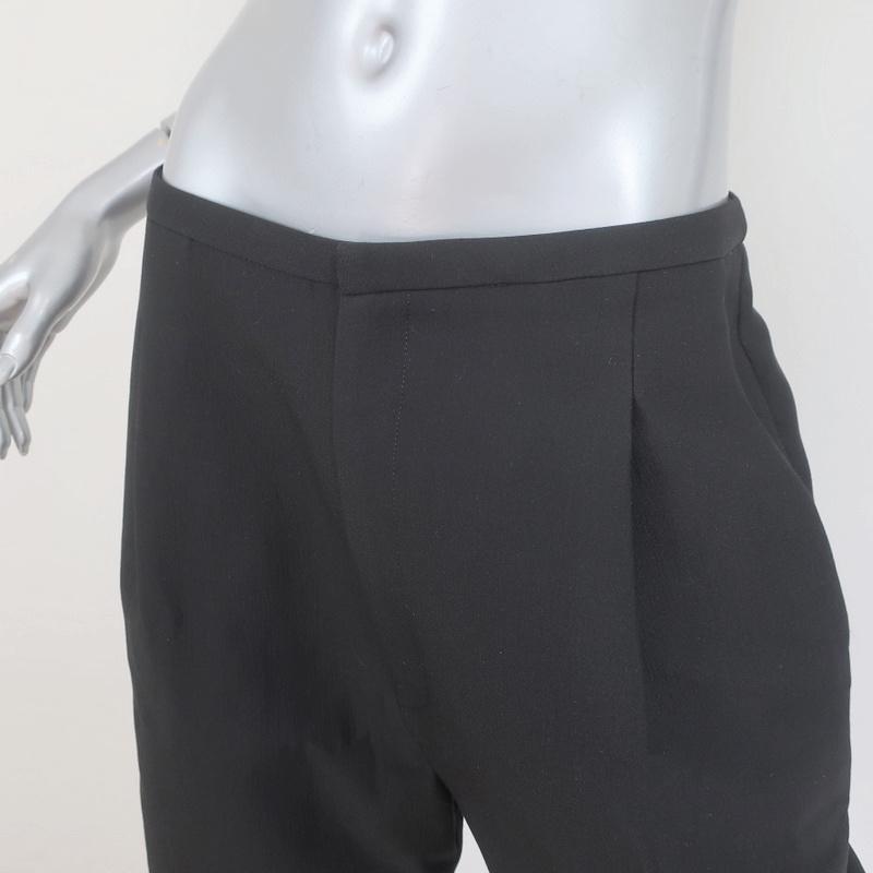 Toteme Bermuda Shorts Lluc Black Pleated Twill Size Medium NEW available at CelebrityOwned.com img_3