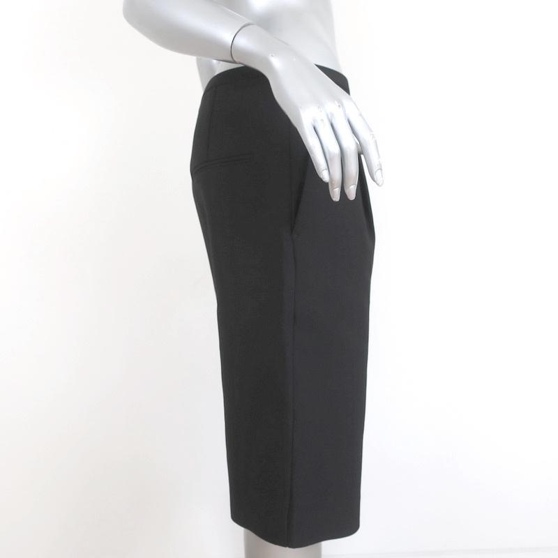 Toteme Bermuda Shorts Lluc Black Pleated Twill Size Medium NEW available at CelebrityOwned.com img_4