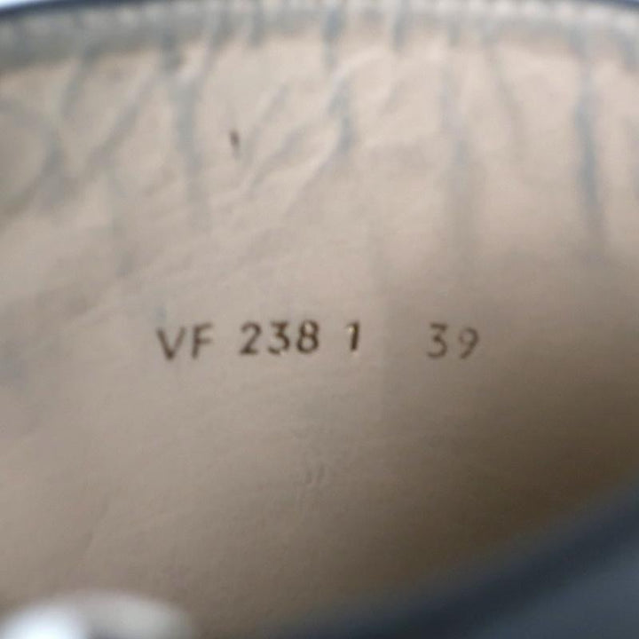 Valentino Ascot Ribbon Lace-Up Riding Boots Black Leather Size 39 Knee High Flat available at CelebrityOwned.com img_10