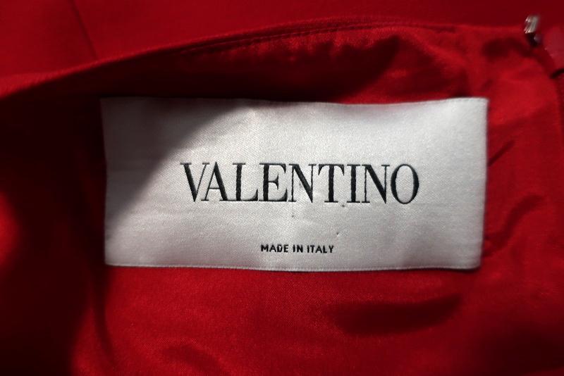 Valentino Mini Dress Red Wool-Silk Crepe Size 2 Boatneck Sleeveless Shift available at CelebrityOwned.com img_5