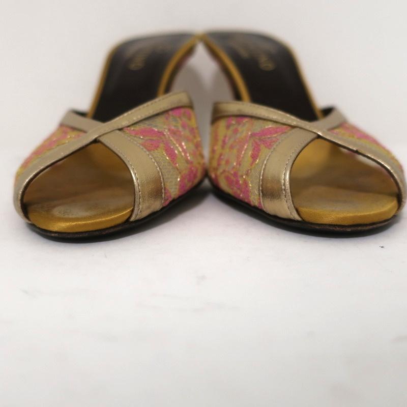 Valentino Peep Toe Mules Gold Metallic Leather-Trim Lace Size 38 Slide Heels available at CelebrityOwned.com img_4