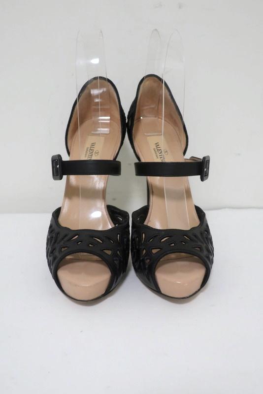 Valentino Platform Sandals Black Laser-Cut Leather Size 35.5 d&