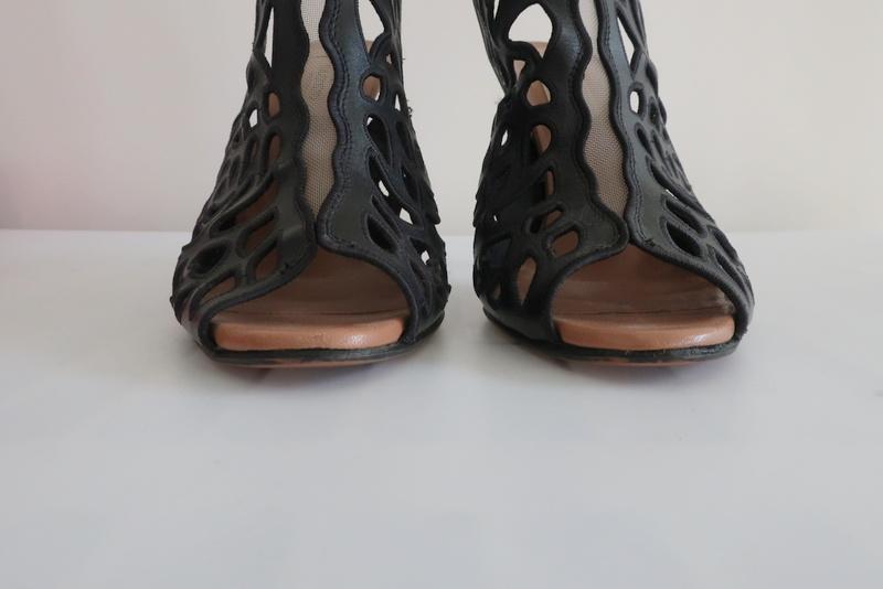 Valentino Rose Laser-Cut Slingback Booties Black Leather Size 39 Peep Toe Heel     15 > available at CelebrityOwned.com img_3