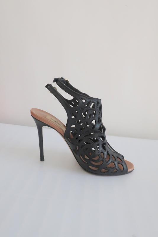 Valentino Rose Laser-Cut Slingback Booties Black Leather Size 39 Peep Toe Heel     15 > available at CelebrityOwned.com img_4