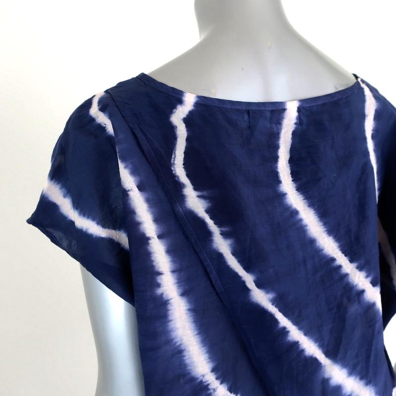 Velvet by Graham &amp; Spencer Open-Back Top Abila Navy Tie Dye Size Small NEW available at CelebrityOwned.com img_5