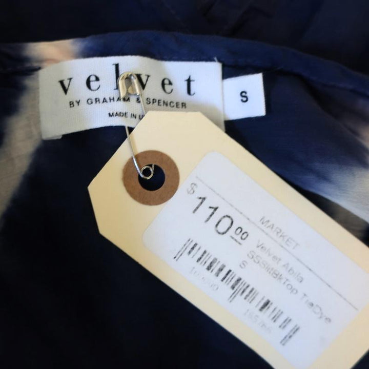 Velvet by Graham &amp; Spencer Open-Back Top Abila Navy Tie Dye Size Small NEW available at CelebrityOwned.com img_6