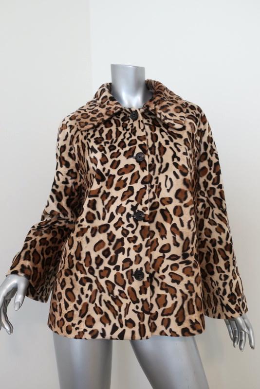 Velvet by Graham &amp; Spencer Windy Jacket Leopard Print Faux Fur Size Medium available at CelebrityOwned.com img_3