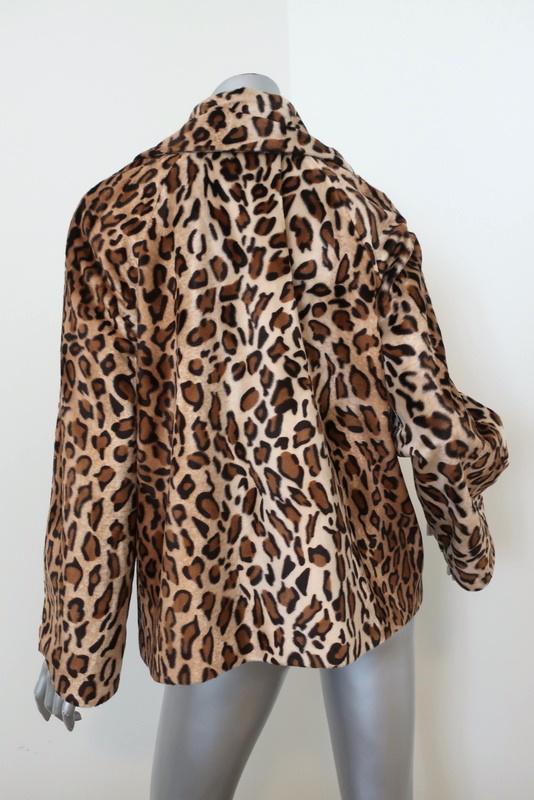 Velvet by Graham &amp; Spencer Windy Jacket Leopard Print Faux Fur Size Medium available at CelebrityOwned.com img_6