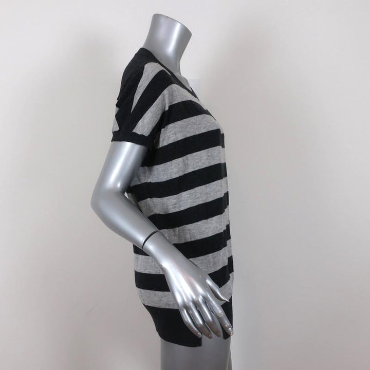 Vince Striped Knit Top Gray Cashmere-Blend Size Medium Short Sleeve Sweater available at CelebrityOwned.com img_4