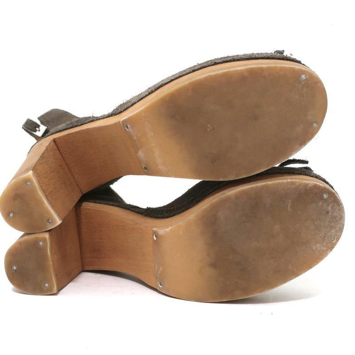 A Detacher Sandals Taupe Fringed Suede Size 6 Ankle Strap Platform Heels - Celebrity Owned