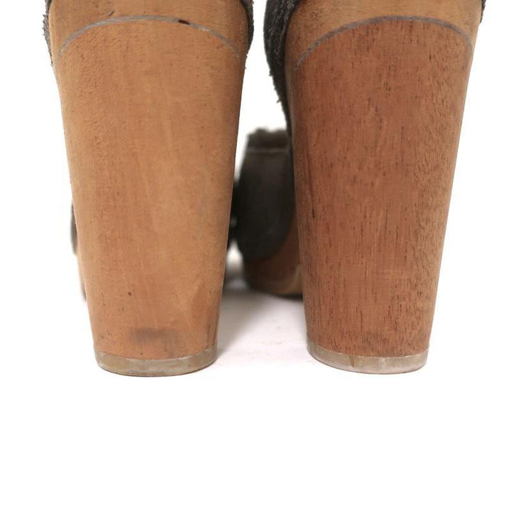 A Detacher Sandals Taupe Fringed Suede Size 6 Ankle Strap Platform Heels - Celebrity Owned